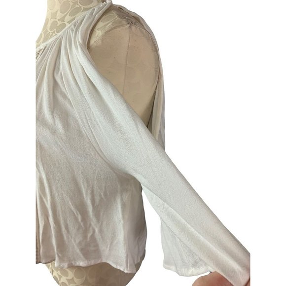 Medium Sun & Shadow Women's Cold Shoulder Crop Blouse Off White - Picture 6 of 7